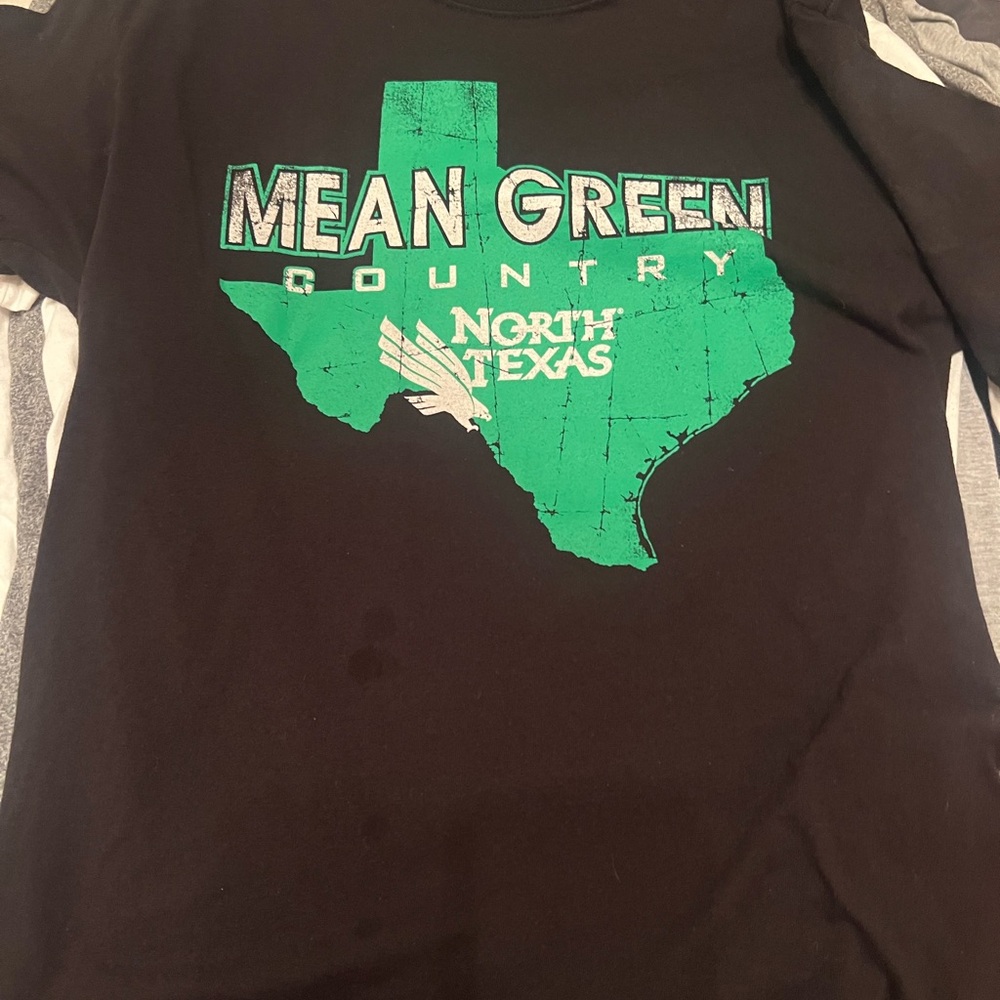 Black and Green 'Mean Green Country' T-Shirt
